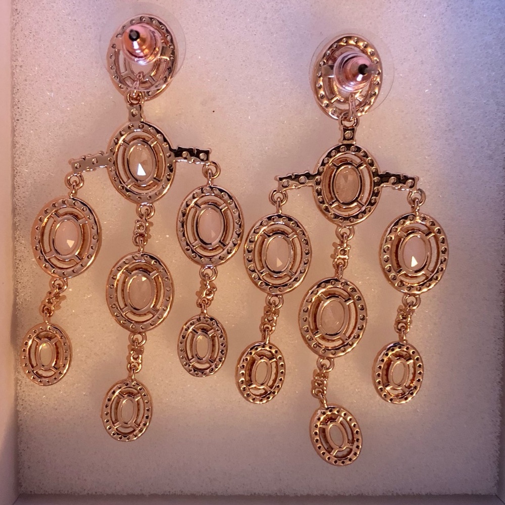 NEW IN BOX Bomb Party Reign Bella’s Luxe Earrings - Unicorn - Only 1 of 250 made - Picture 4 of 10